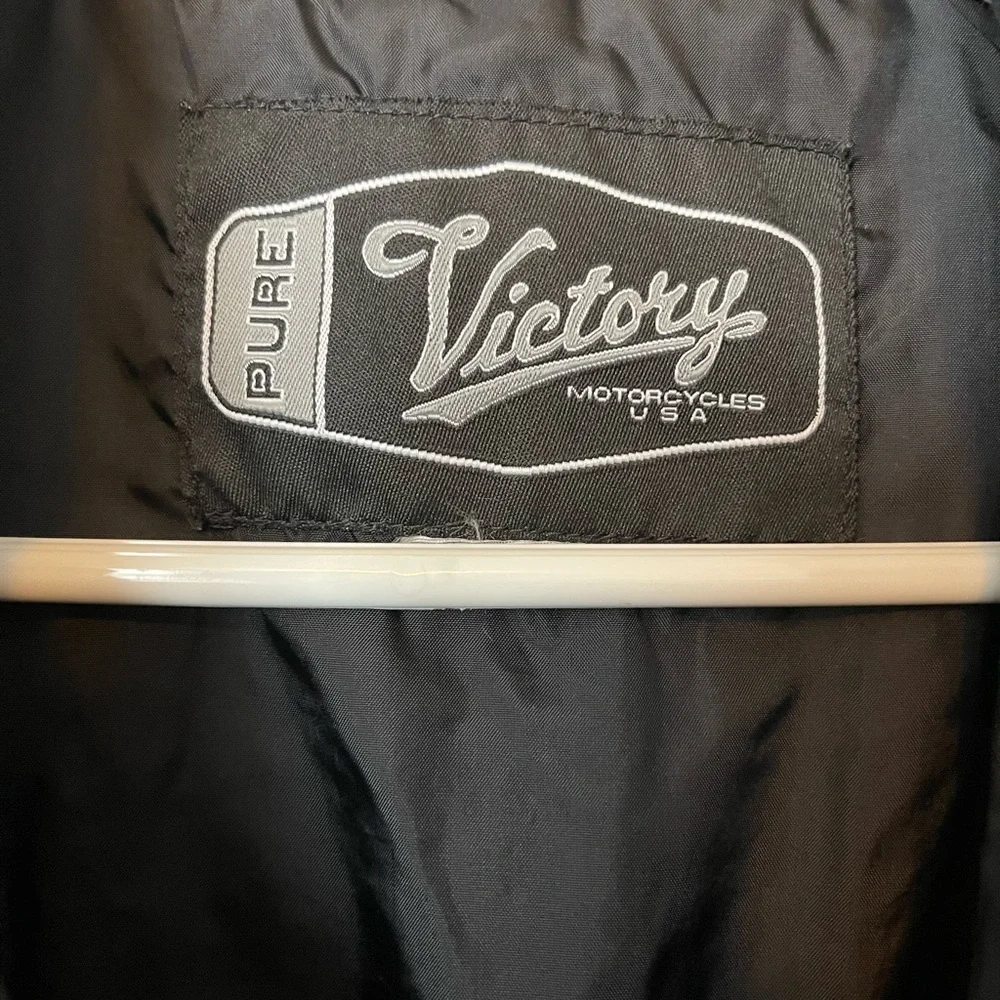 Unisex Victory rain or light jacket 🔥🔥 - Picture 4 of 6
